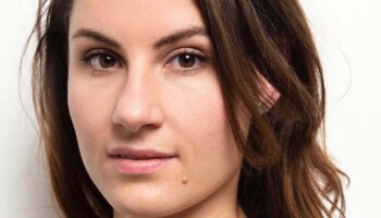 Maryse Estier met en scène « Le Dindon », formidable espace de liberté - Critique sortie  Renens-Malley Suisse. TKM - Théâtre Kléber-Méleau