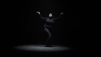 Dalila Belaza au Festival d’Automne - Critique sortie Danse Paris Lafayette Anticipations