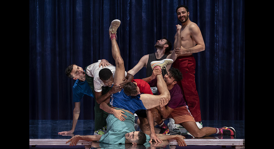 « Débandade » d’Olivia Grandville met en jeu la masculinité - Critique sortie  Paris Chaillot - Théâtre national de la danse