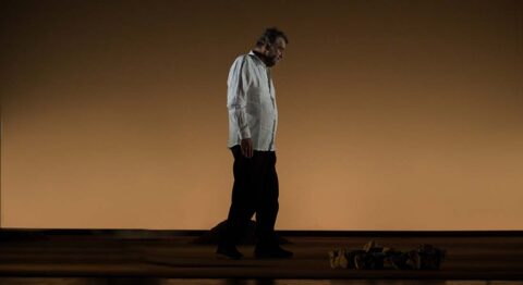 « Il Risveglio », Pippo Delbono revient au théâtre du Rond-Point pour dire le nécessaire réveil individuel et collectif - Critique sortie Théâtre Paris Théâtre du Rond-Point