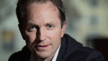 Jean Liermier met en scène « La Crise », une ode à la philanthropie - Critique sortie  Genève Théâtre de Carouge