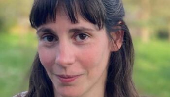 Kristina Chaumont explore la souffrance psychique dans « La tête loin des épaules » - Critique sortie  Marseille La Criée - Théâtre National de Marseille