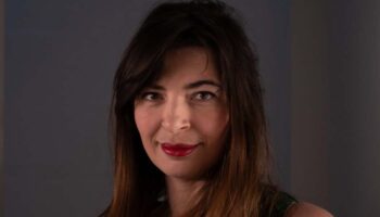 Avec « Taire », Tamara Al Saadi réécrit le mythe d’Antigone - Critique sortie  Marseille La Criée - Théâtre National de Marseille