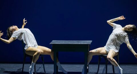 « 7×7 Salon chorégraphique » d’Emilio Calcagno, sept chorégraphes et sept duos de sept minutes - Critique sortie Danse Suresnes Théâtre de Suresnes Jean Vilar