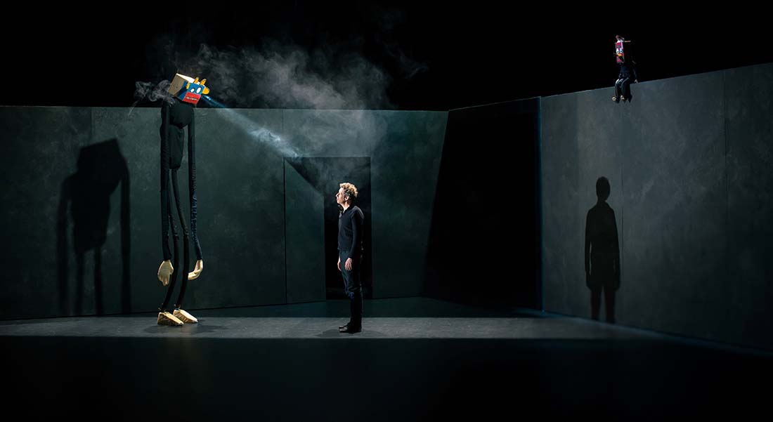 « Vers les métamorphoses » d’Étienne Saglio - Critique sortie  Quimper Théâtre de Cornouaille