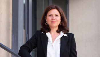 Amélie Casasole : « J’ai envie d’une programmation très ouverte, afin que des personnalités très diverses entrent dans le théâtre… » - Critique sortie  Nîmes Théâtre de Nîmes