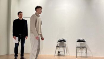 Les impromptus philosophiques et acrobatiques du Pavillon Carré de Baudouin - Critique sortie  Paris Pavillon Carré de Baudouin