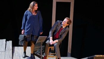 « Le Journal d’un fou » : Ronan Rivière et son collectif La Voix des Plumes ont signé avec cet opus une adaptation réussie - Critique sortie Théâtre Paris Théâtre Le Ranelagh