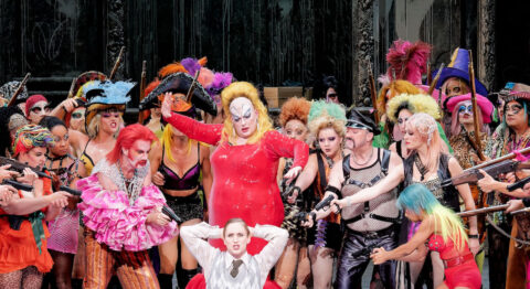 Les Brigands mis en scène par Barrie Kosky : outrance tous azimuts - Critique sortie Classique / Opéra Paris Opéra Garnier