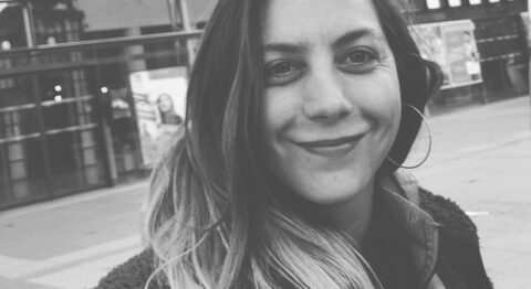 « L’Île aux pères » de Liza Machover interroge le rapport à la paternité et à la masculinité - Critique sortie Théâtre Paris Théâtre 13 Bibliothèque