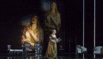 L&rsquo;opéra de Metz célèbre le centenaire de la mort de  Puccini avec deux opéras mis en scène par Paul-Émile Fourny, « La Rondine » et « Tosca » - Critique sortie Classique / Opéra Metz Opéra de Metz