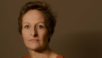 Hélène Soulié présente une version contemporaine du conte « Peau d’âne, la fête est finie », en complicité avec l’autrice Marie Dilasser - Critique sortie Théâtre Montreuil Théâtre Public de Montreuil - CDN