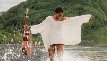 La chanteuse Ayo se pose quelques jours à Paris pour fêter la sortie de son nouveau disque - Critique sortie Jazz / Musiques Paris Café de la Danse