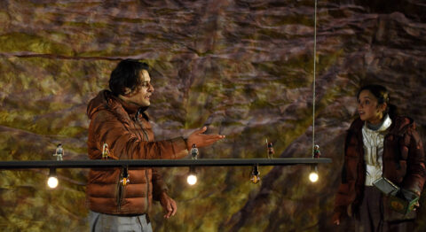 Au début…un spectacle ludique et pédagogique de Benoît Lambert sur les origines de l’humanité - Critique sortie Théâtre SAINT ETIENNE La Comédie de Saint-Etienne - Centre dramatique national