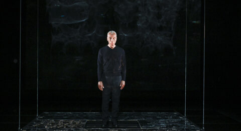 Guy Cassiers met en scène « Face à la mère » écrit et interprété par Jean-René Lemoine : sublime et poignant - Critique sortie Théâtre Bobigny MC93 - Maison de la culture de Seine-Saint-Denis Bobigny