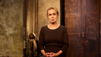 Sandrine Bonnaire, bouleversante dans « L’Amante anglaise » mise en scène par Jacques Osinski - Critique sortie Théâtre Paris THEATRE DE L'ATELIER