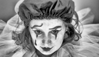 « Pierrot lunaire » par Patricia Kopatchinskaja - Critique sortie Classique / Opéra Paris Auditorium du Louvre