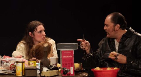 « Les Membres fantômes » de Charlotte Laemmel et Gaëtan Peau, une délicate exploration de vies en marge - Critique sortie Théâtre Alfortville Théâtre studio Alfortville
