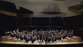 Les Illuminations par l’Orchestre national d’Île-de-France - Critique sortie Classique / Opéra Paris Grande salle Pierre Boulez – Philharmonie