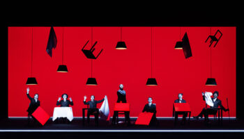 « Pessoa – Since I’ve been me » par Bob Wilson,  un foisonnement d’une beauté folle. Envoûtant ! - Critique sortie Théâtre Paris Théâtre de la Ville-Sarah Bernhardt