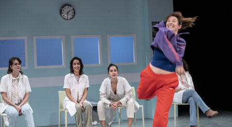 Lisa Guez présente « Psychodrame », une plongée joyeuse au sein d’un service hospitalier de prise en charge psychothérapeutique - Critique sortie Théâtre Paris En tournée