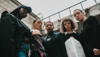 Mounia Nassangar crée « Stuck » autour du burn out - Critique sortie Danse Enghien-les-Bains Centre des Arts