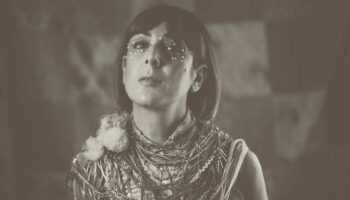 Sarah Lenka, diseuse de blues - Critique sortie Jazz / Musiques Paris Café de la Danse