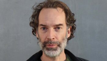 Éric Charon présente « Les Chroniques » d’après Émile Zola, une relecture moderne de Zola pour en saisir la force romanesque et théâtrale - Critique sortie Théâtre saint denis Théâtre Gérard Philipe – TGP