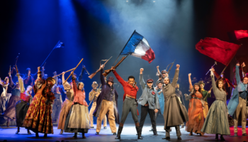 Alain Boublil et Claude-Michel Schönberg recréent « Les Misérables » au Châtelet dans la mise en scène de Ladislas Chollat : poignant et universel - Critique sortie Théâtre Paris Théâtre du Châtelet