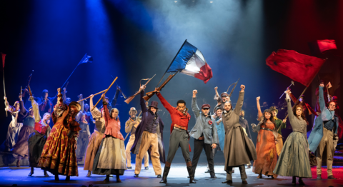 Alain Boublil et Claude-Michel Schönberg recréent « Les Misérables » au Châtelet dans la mise en scène de Ladislas Chollat : poignant et universel - Critique sortie Théâtre Paris Théâtre du Châtelet