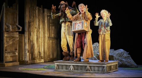 Léna Bréban  met en scène « Sans famille » : une belle adaptation portée par l’amour du théâtre - Critique sortie Théâtre Paris Théâtre du Vieux-Colombier