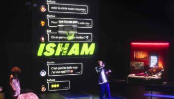« To like or not », spectacle transmédia créé par Émilie Anna Maillet, éclaire les débordements de l’adolescence - Critique sortie Théâtre Ivry-sur-Seine Théâtre des Quartiers d’Ivry - Centre Dramatique National du Val-de-Marne