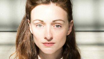 Delphine Hecquet a écrit et met en scène « Requiem pour les vivants » - Critique sortie  Bayonne
