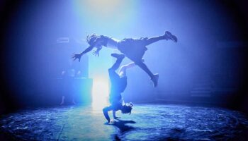 « Brûler d’envies » par Martin Palisse et David Gauchard de la 36e promotion du CNAC - Critique sortie Cirque Paris Espace Chapiteaux Parc de La Villette