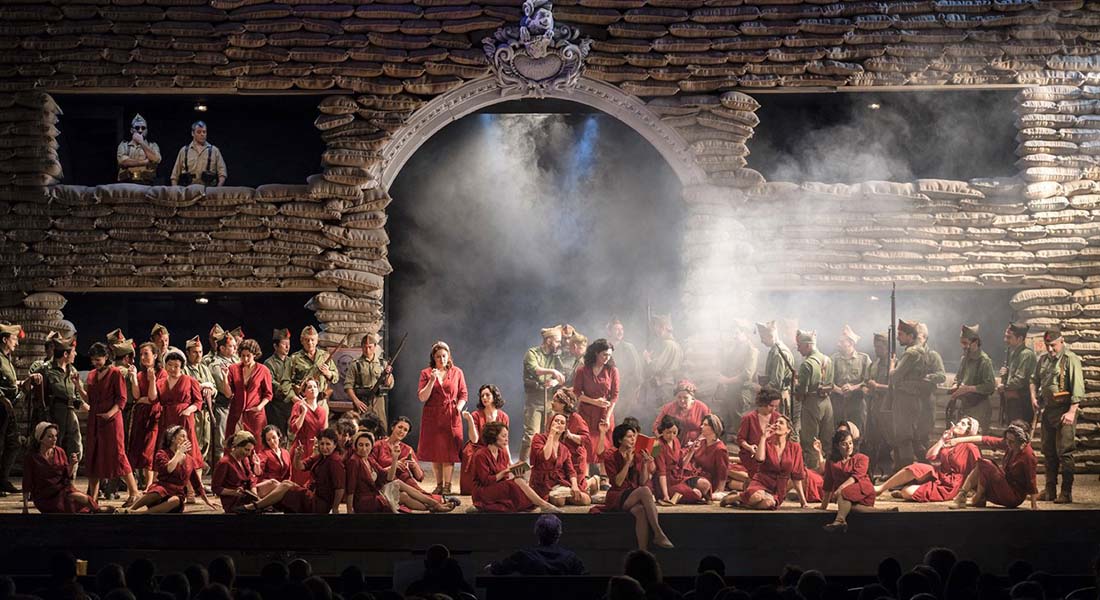 Daniel Benoin met en scène « Carmen » dans l’Espagne de 1936 - Critique sortie  Antibes Anthéa Antipolis - Théâtre d'Antibes