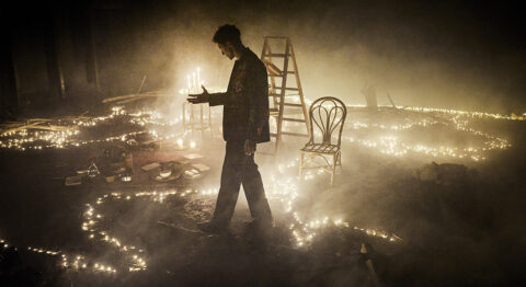L’auteur et metteur en scène Nasser Djemaï crée « Kolizion », récit initiatique où l’intime révèle l’universel - Critique sortie Théâtre Ivry-sur-Seine Théâtre des Quartiers d'Ivry - CDN du Val-de-Marne