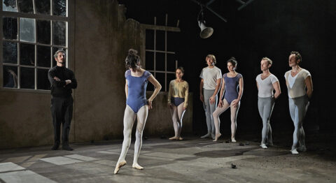 « L’Éclipse » du collectif Bajour nous fait rire et nous touche, en singularisant l’universel - Critique sortie Théâtre Montreuil TPM Théâtre Public de Montreuil