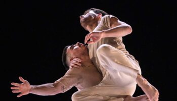 « 1998 » de Thomas Lebrun, Bernard Glandier et Christine Bastin - Critique sortie Danse Paris Micadanses