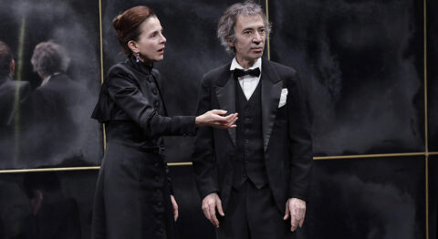 Georges Lavaudant met en scène « Le Misanthrope » avec Eric Elmosnino dans le rôle-titre : une brillante partition - Critique sortie Théâtre Paris Athénée Théâtre Louis-Jouvet