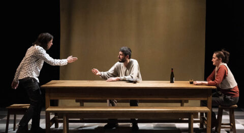 François Hien et Arthur Fourcade montent « La Peur », une passionnante plongée dans le rapport de l’Église aux questions sexuelles - Critique sortie Théâtre Paris Théâtre de la Tempête