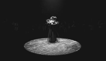 Tangui Le Cras, en suspension sensorielle - Critique sortie 