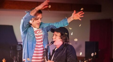 Elsa Imbert interroge la figure de l&rsquo;enfant dans « Petite Dolto » - Critique sortie Théâtre Paris Le Théâtre de la Concorde