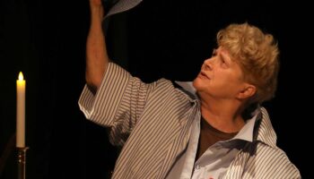 « Olympe de Gouges, plus vivante que jamais » par Joëlle Fossier-Auguste, l’épilogue tragique mais plein d’espoir d’une vie des Lumières - Critique sortie Théâtre Paris La Divine comédie