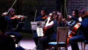 Le violoniste Paul Serri propose un cycle de musique de chambre au Théâtre de la Concorde. - Critique sortie Classique / Opéra Paris Théâtre de la Concorde
