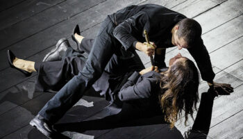 « Phèdre » mise en scène par Anne-Laure Liégeois, dans une expressivité âpre et éclatante - Critique sortie Théâtre SAINT ETIENNE La Comédie de Saint-Etienne - Centre dramatique national