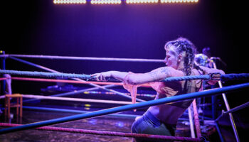 « Requin velours » de la jeune autrice et metteuse en scène Gaëlle Axelbrun, une révélation ! - Critique sortie Théâtre Paris Théâtre Ouvert - Centre national des dramaturgies contemporaines