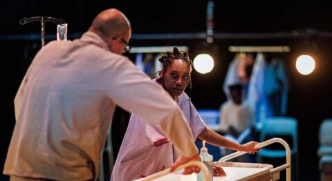 « Pratique de la ceinture, ô ventre » de Vanessa Amaral met en lumière une pathologie féminine – le fibrome utérin – - Critique sortie Théâtre saint denis TGP Théâtre Gérard Philipe - CDN de Saint-Denis