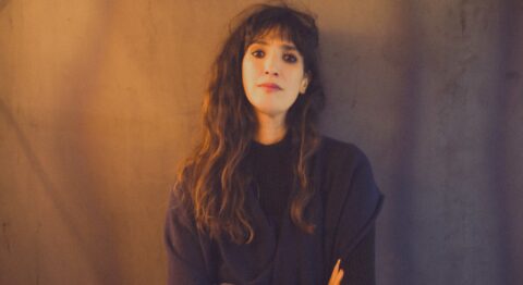 « Valentina » le nouveau spectacle de Caroline Guiela Nguyen ou l’histoire d’une mère et de sa fille roumaines venues en France - Critique sortie Théâtre Strasbourg Théâtre National de Strasbourg