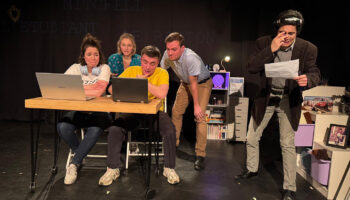 « La Trace des Passants » de la Cie La Fraze, ou la difficulté de se faire une place - Critique sortie Théâtre Paris Théâtre la croisée des chemins