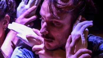 Jeanne Brouaye crée « (M)other », fantasmagorie sous le signe de la réparation - Critique sortie  Paris Atelier de Paris / CDCN - Cartoucherie